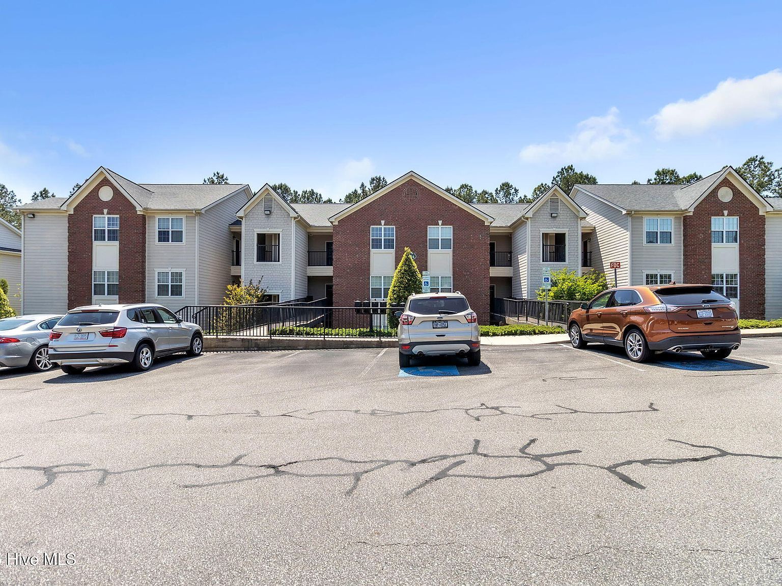 124 Gallery Dr UNIT 302 Spring Lake, NC 28390 - Thumbnail 3