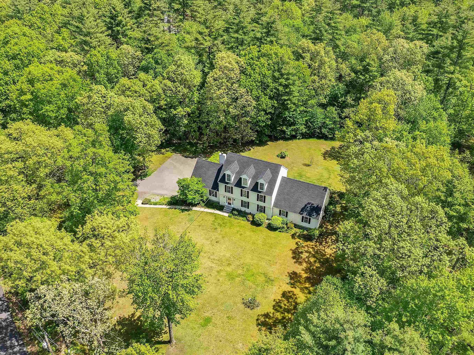 73 Woodward Rd Merrimack, NH 03054 - Thumbnail 3