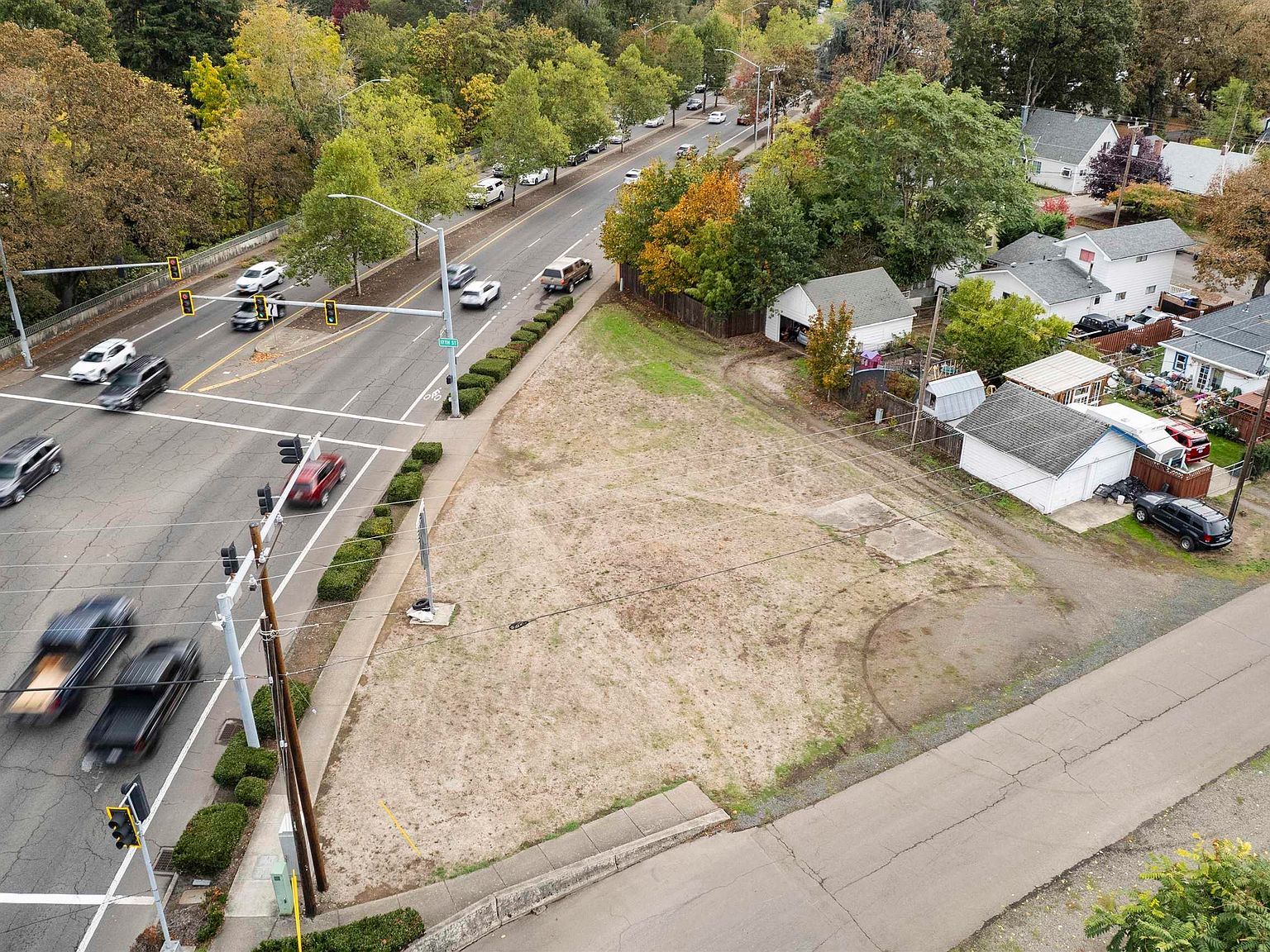 800 17th St SE Salem, OR 97302 - Thumbnail 3