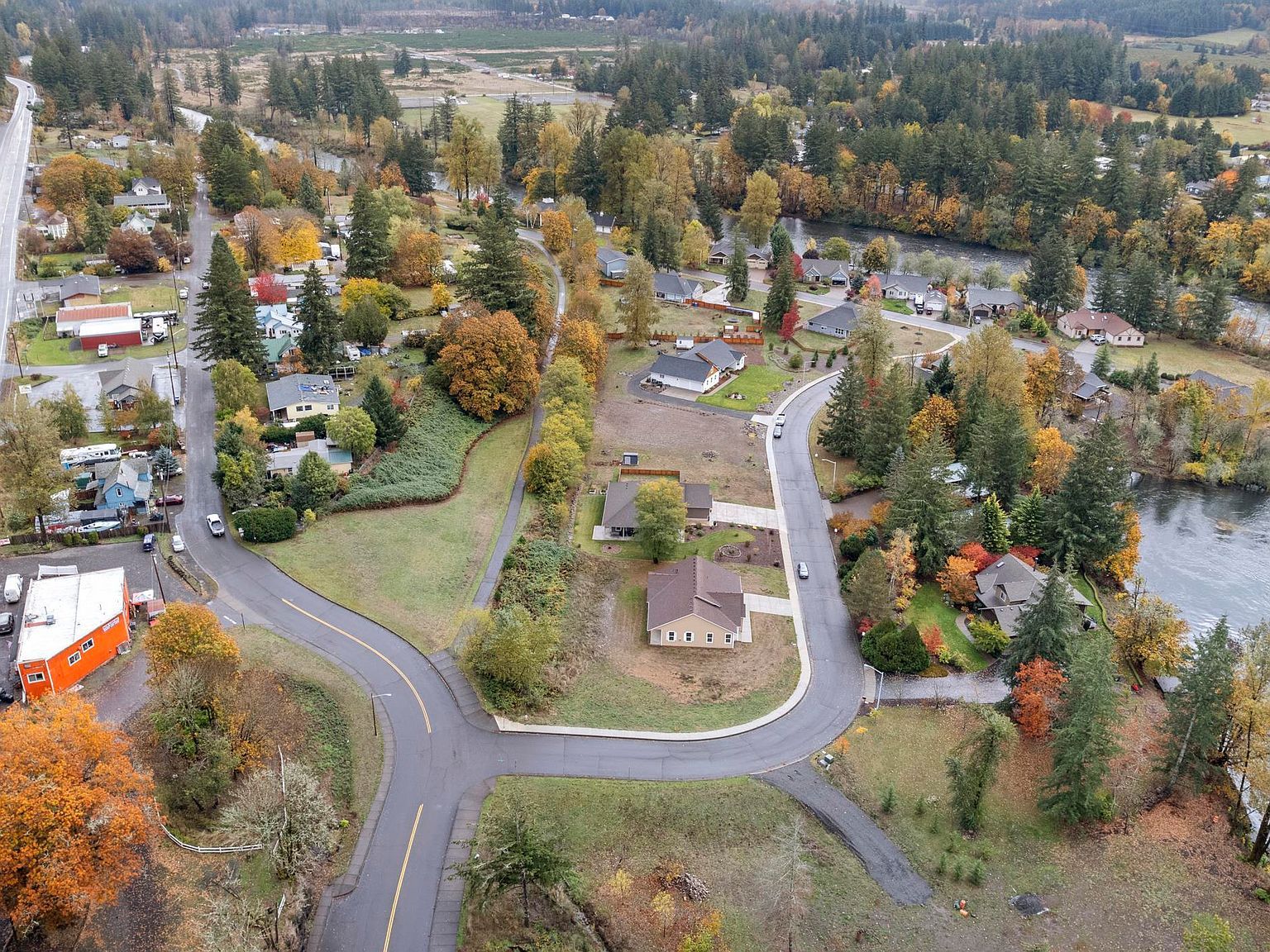 195 Santiam Pointe Loop NE Mill City, OR 97360 - Thumbnail 3