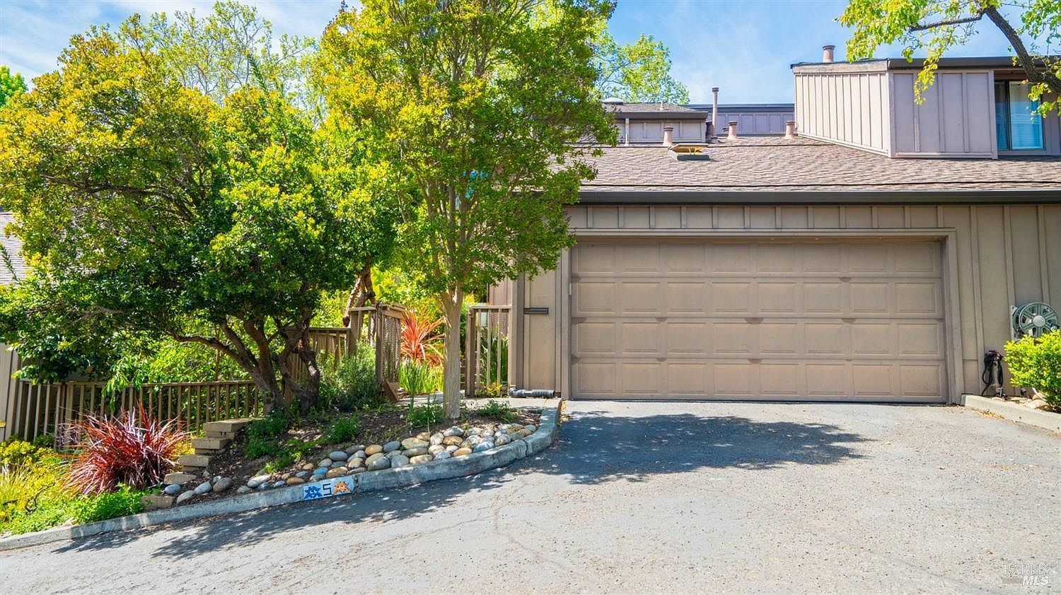 5 Charmaine Ct Novato, CA 94949 - Thumbnail 3