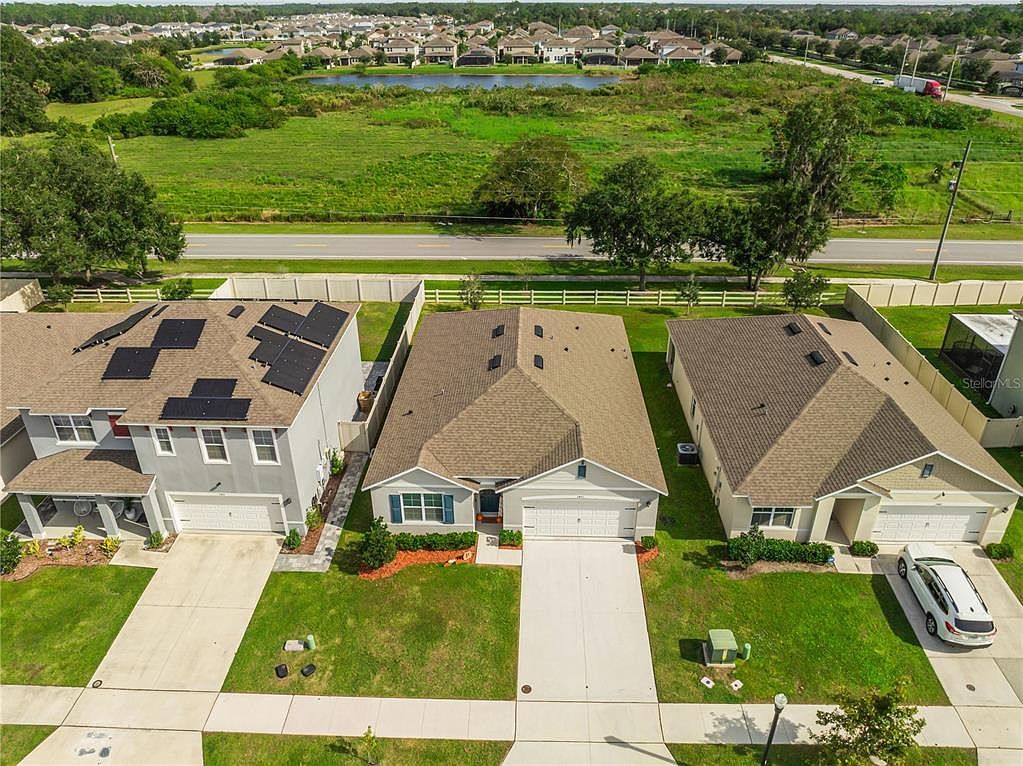 1451 Olive Ct Saint Cloud, FL 34771 - Thumbnail 3