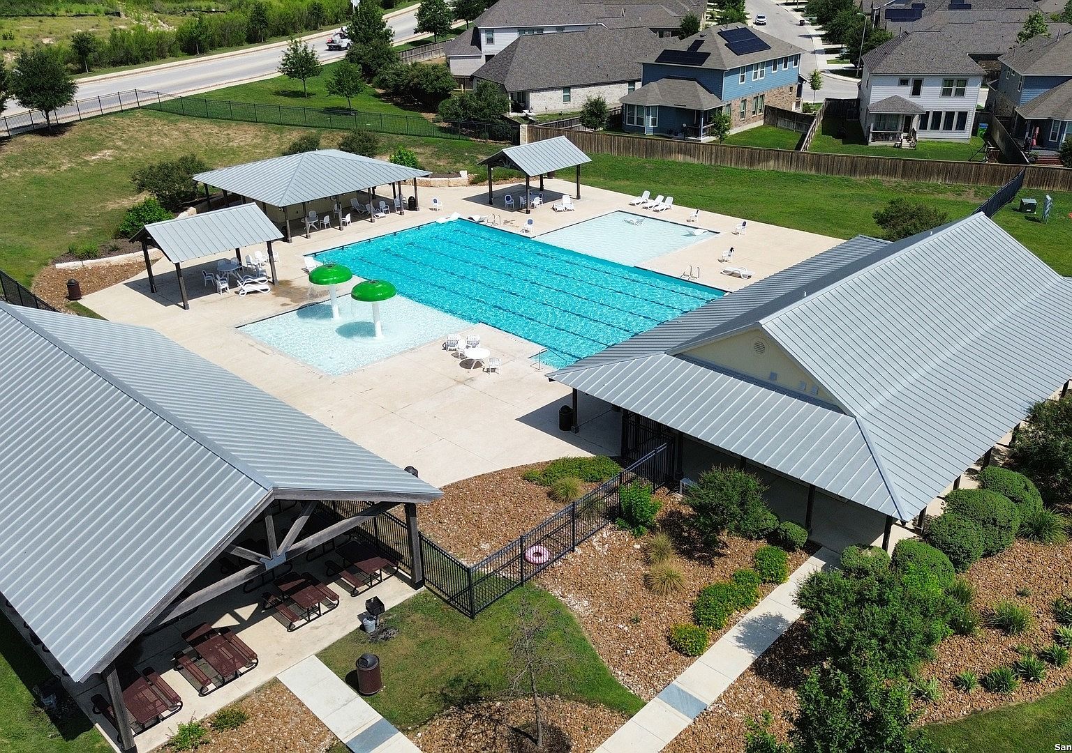 2641 White Willow San Antonio, TX 78245 - Thumbnail 3