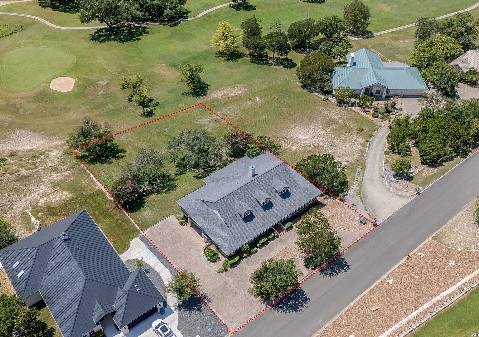 408 Highlands Dr Kerrville, TX 78028 - Thumbnail 3