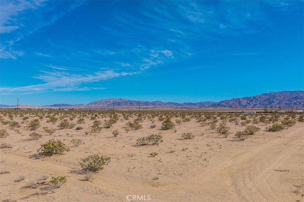 3888 Desert Heights Dr Twentynine Palms, CA 92277 - Thumbnail 3