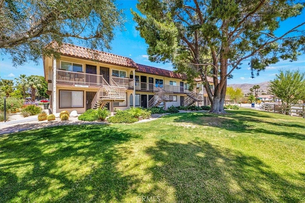 64291 Spyglass Ave UNIT 12 Desert Hot Springs, CA 92240 - Thumbnail 3