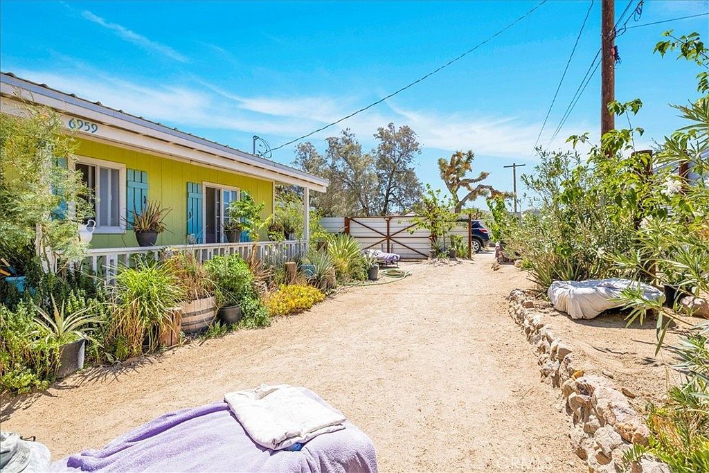 6959 Pawnee Ave Yucca Valley, CA 92284 - Thumbnail 3