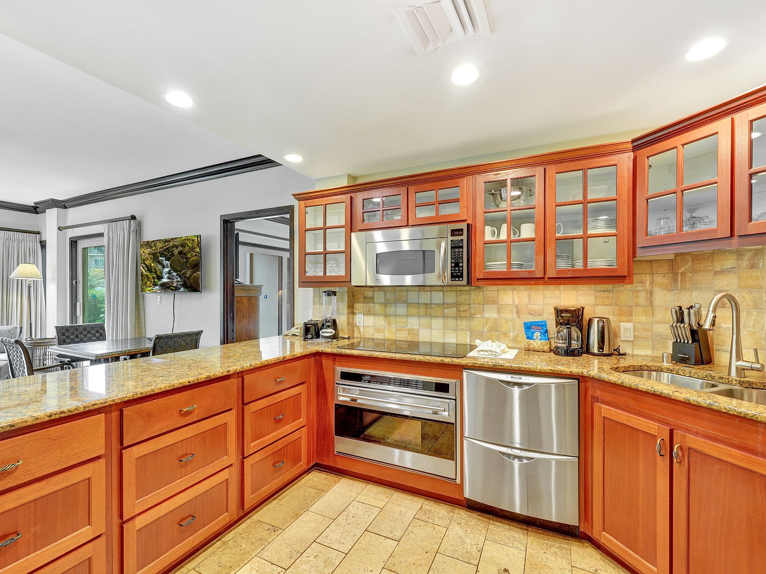 4-820 Kuhio Hwy APT C104 Kapaa, HI 96746 - Thumbnail 3