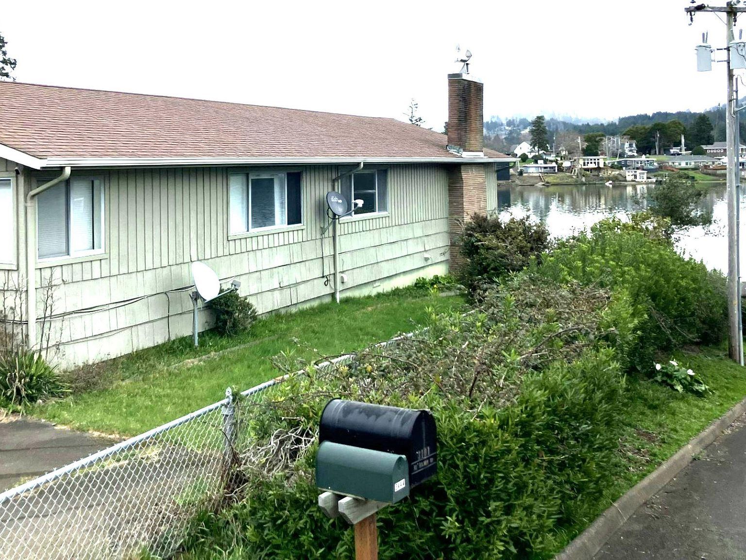 3401 NE Yacht Ave Lincoln City, OR 97367 - Thumbnail 3