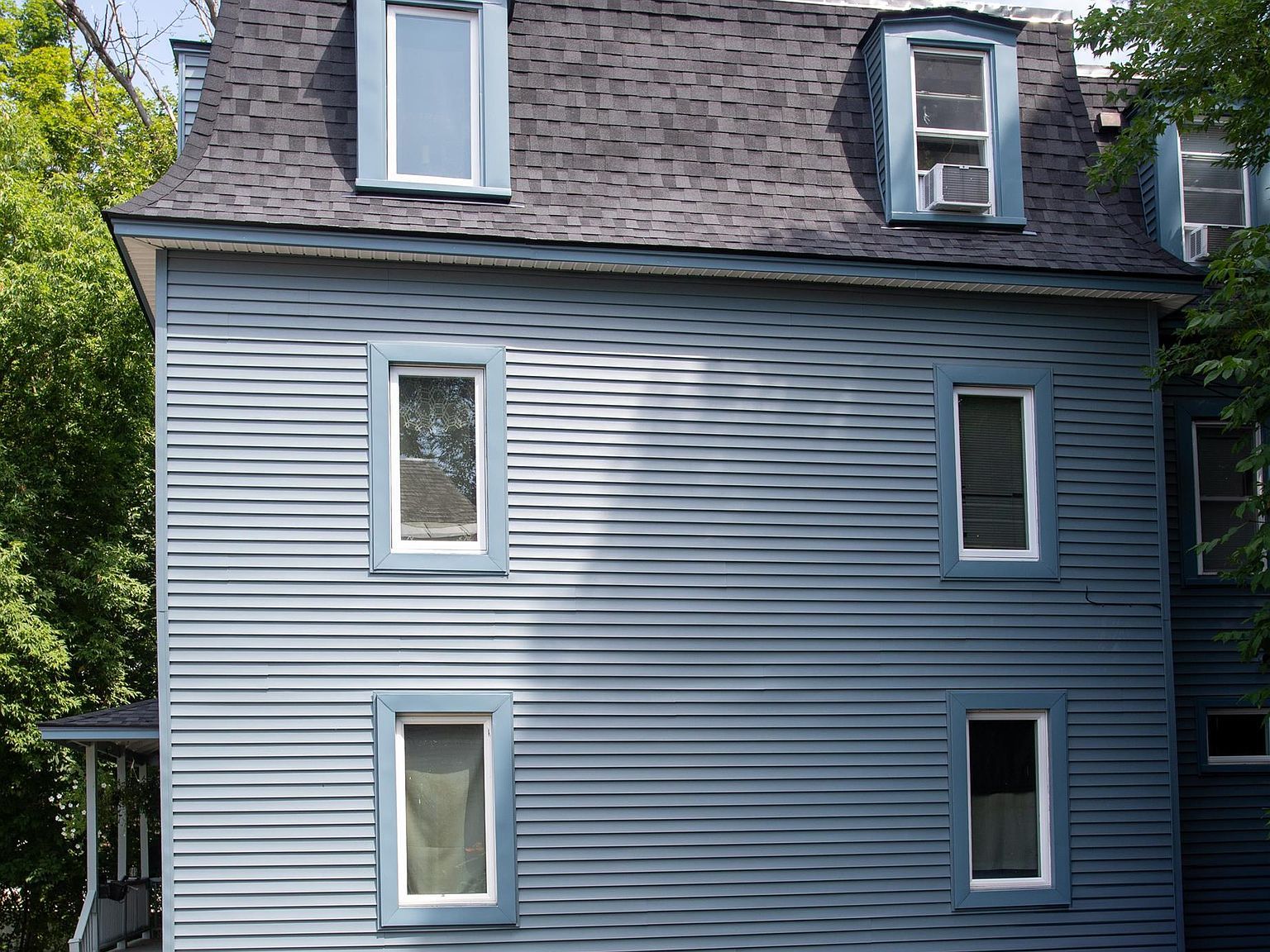 235 Elm St Bennington, VT 05201 - Thumbnail 3