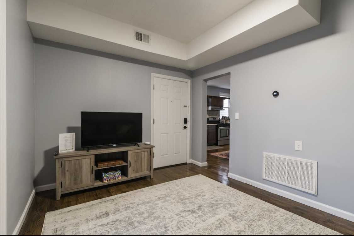 25 Esther Street, Newark, NJ, USA, 7105 - Thumbnail 3