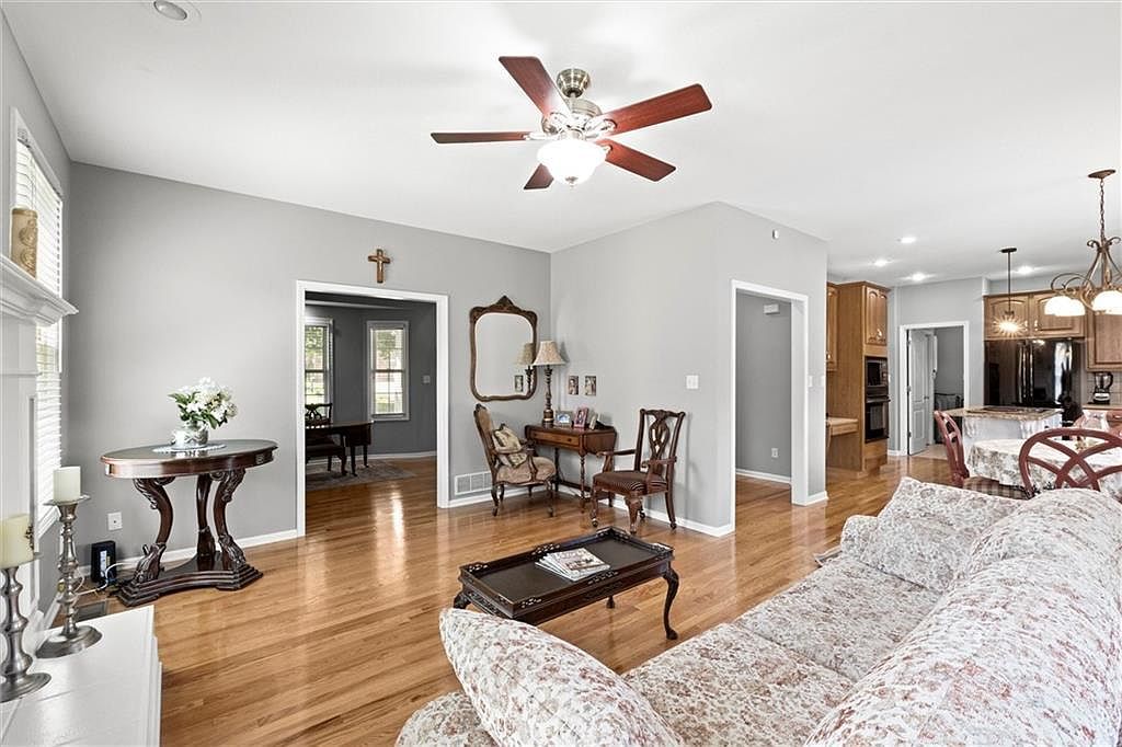 1708 Brookdale Dr Atchison, KS 66002 - Thumbnail 3