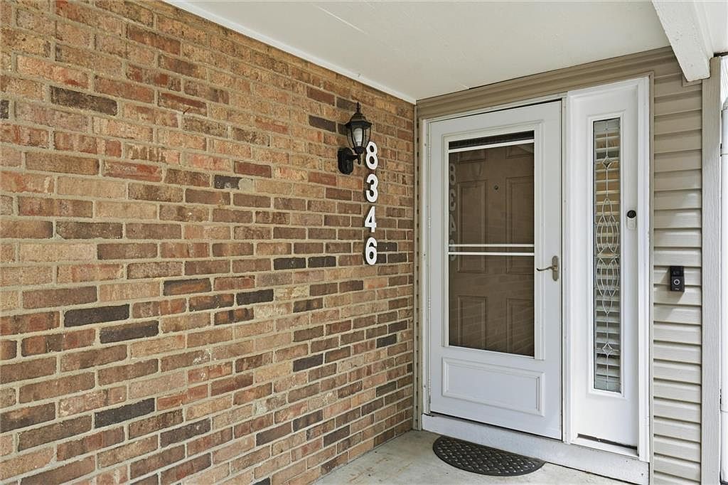 8346 NW Barrybrooke Dr Kansas City, MO 64151 - Thumbnail 3