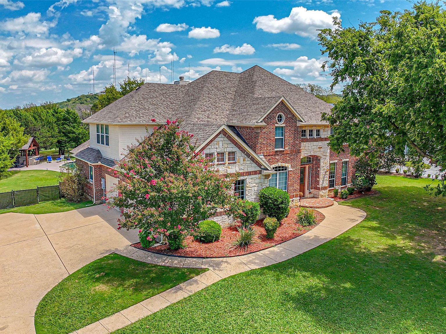 2723 Prairie Acres Cv Cedar Hill, TX 75104 - Thumbnail 3