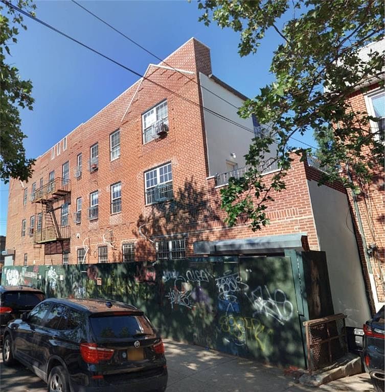 122 Avenue T Brooklyn, NY 11223 - Thumbnail 3