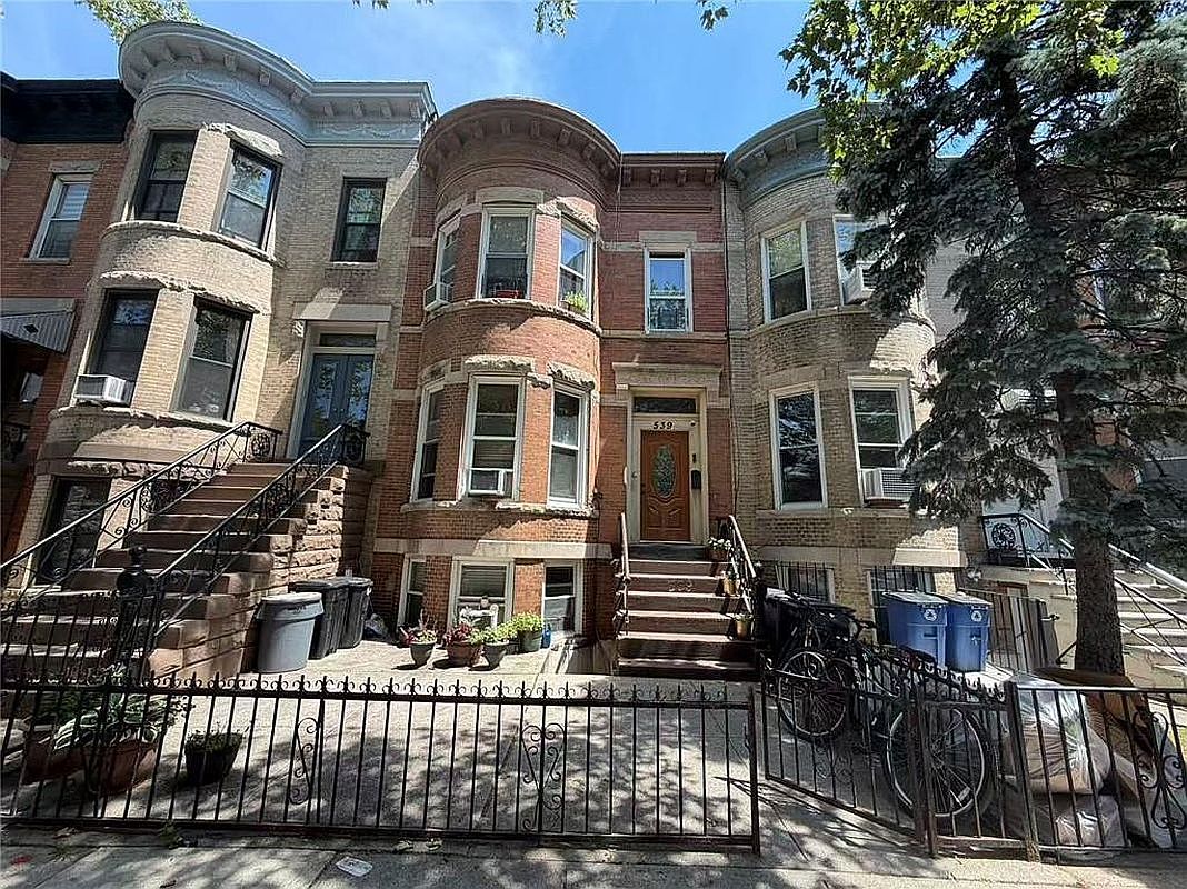 539 72nd St Brooklyn, NY 11209 - Thumbnail 3