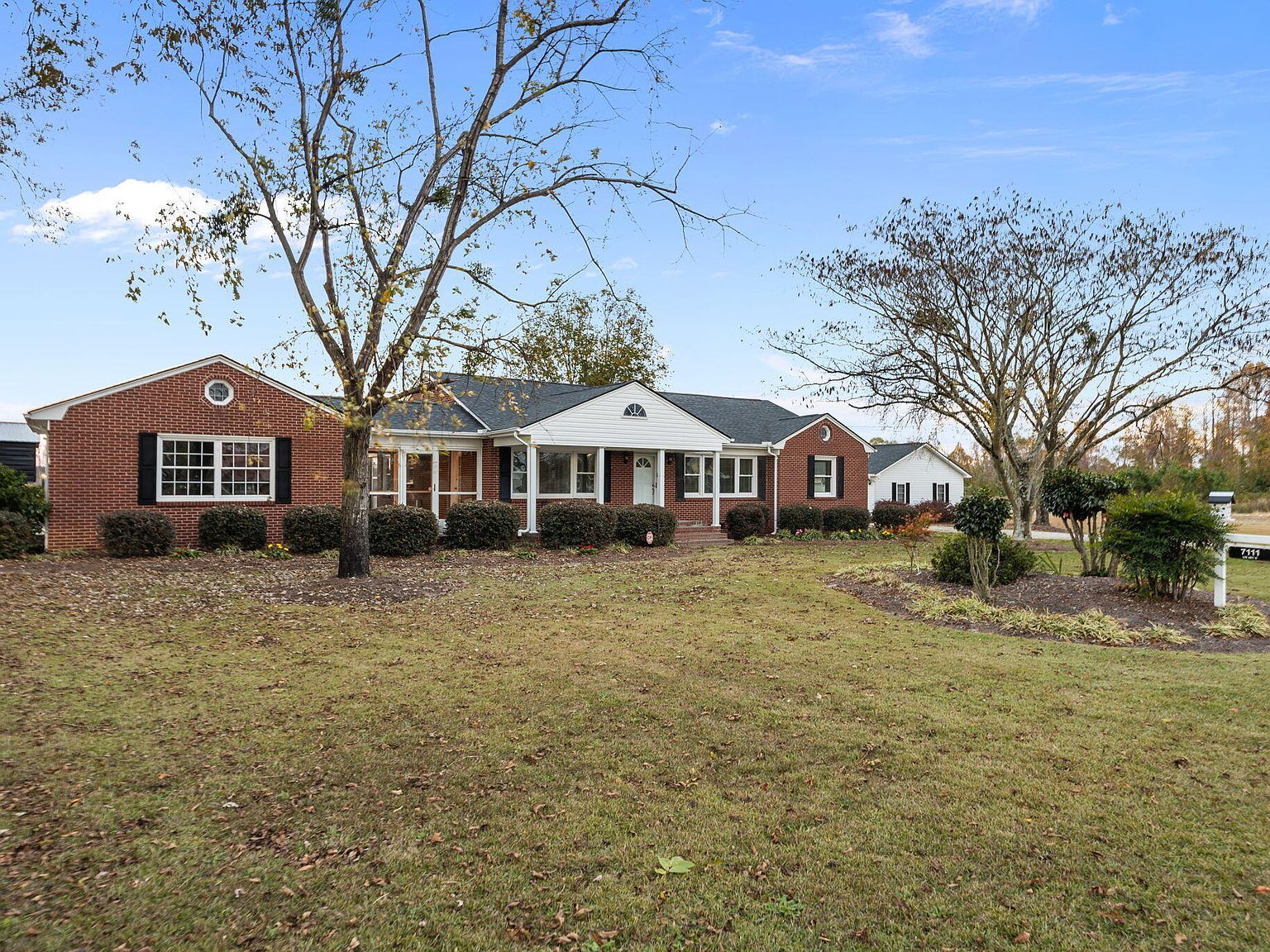 7111 Us Highway 401 S Bunnlevel, NC 28323 - Thumbnail 3