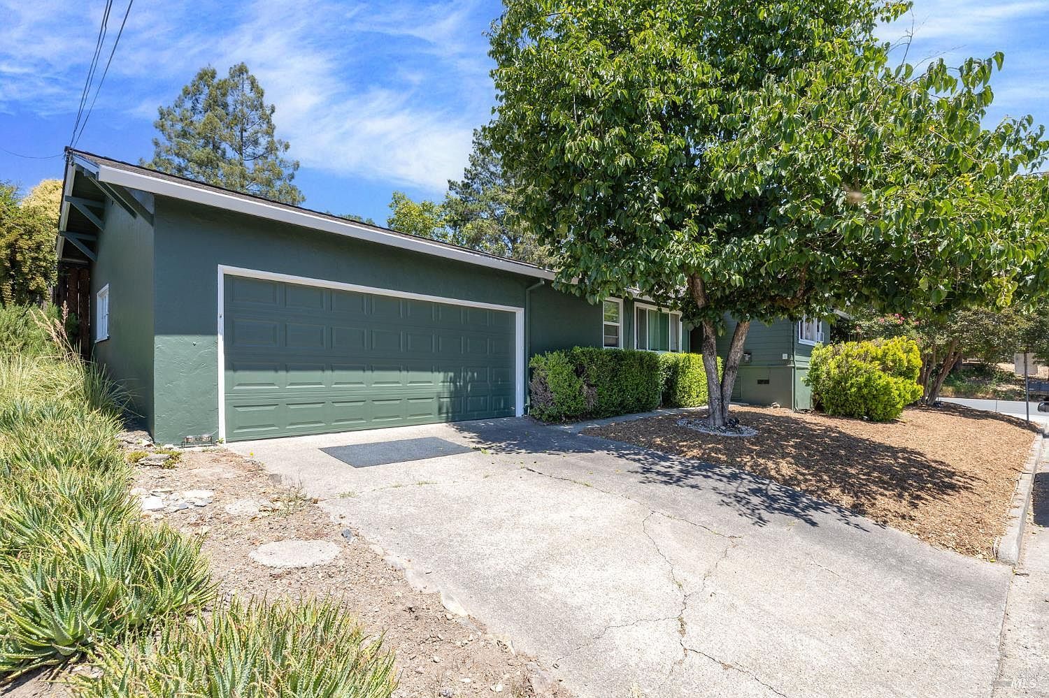 689 Plum Dr Santa Rosa, CA 95404 - Thumbnail 3