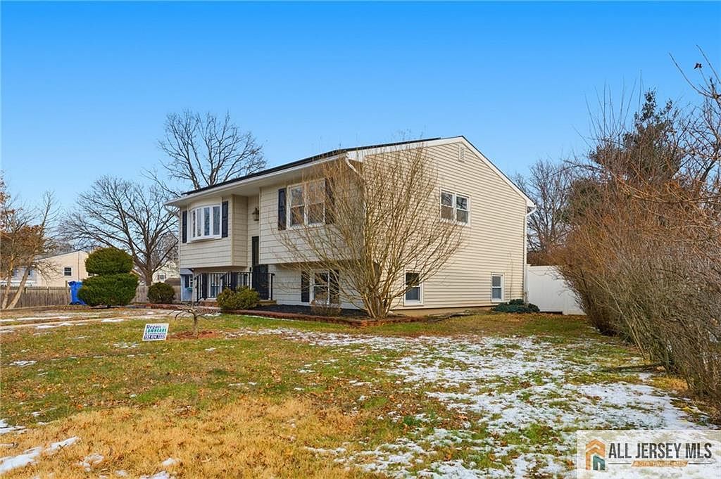 6 Wilton Ave Middlesex, NJ 08846 - Thumbnail 3