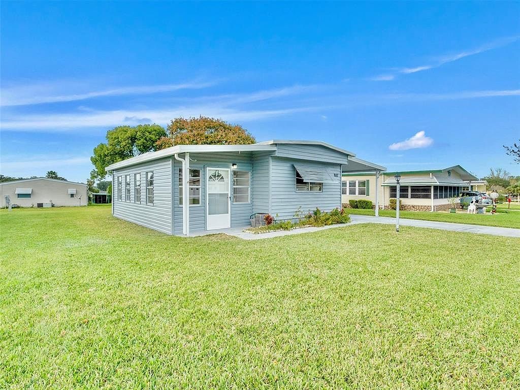 807 Beechwood Ave Lady Lake, FL 32159 - Thumbnail 3