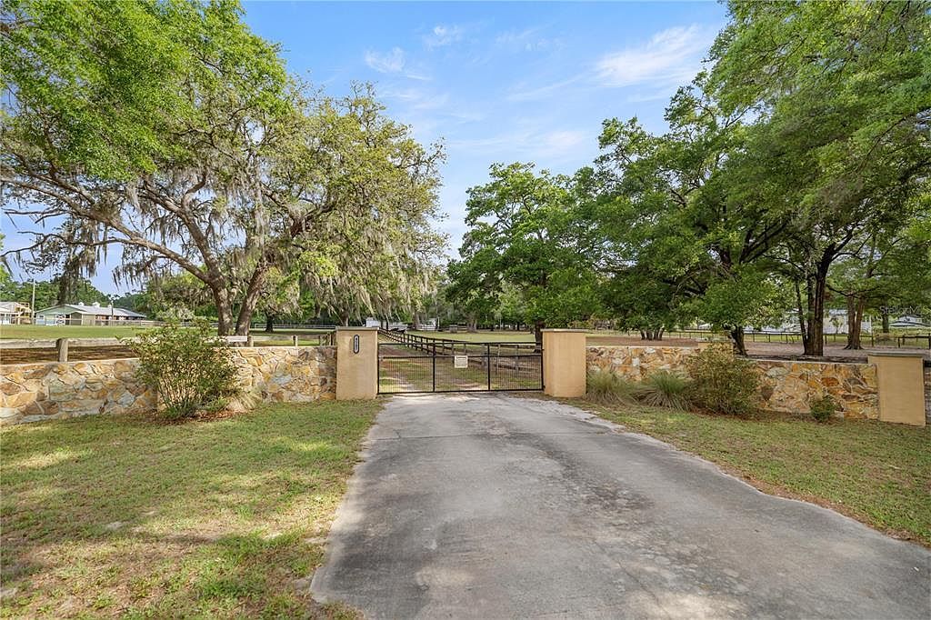 8587 SW 34th Pl Ocala, FL 34481 - Thumbnail 3