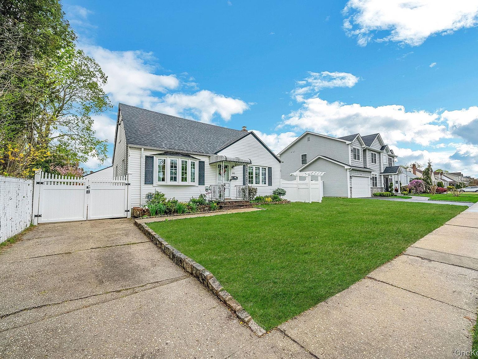 147 Ontario Ave Massapequa, NY 11758 - Thumbnail 3