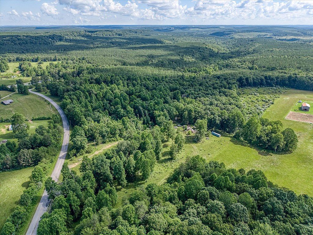 4877 Eastland Rd Sparta, TN 38583 - Thumbnail 3