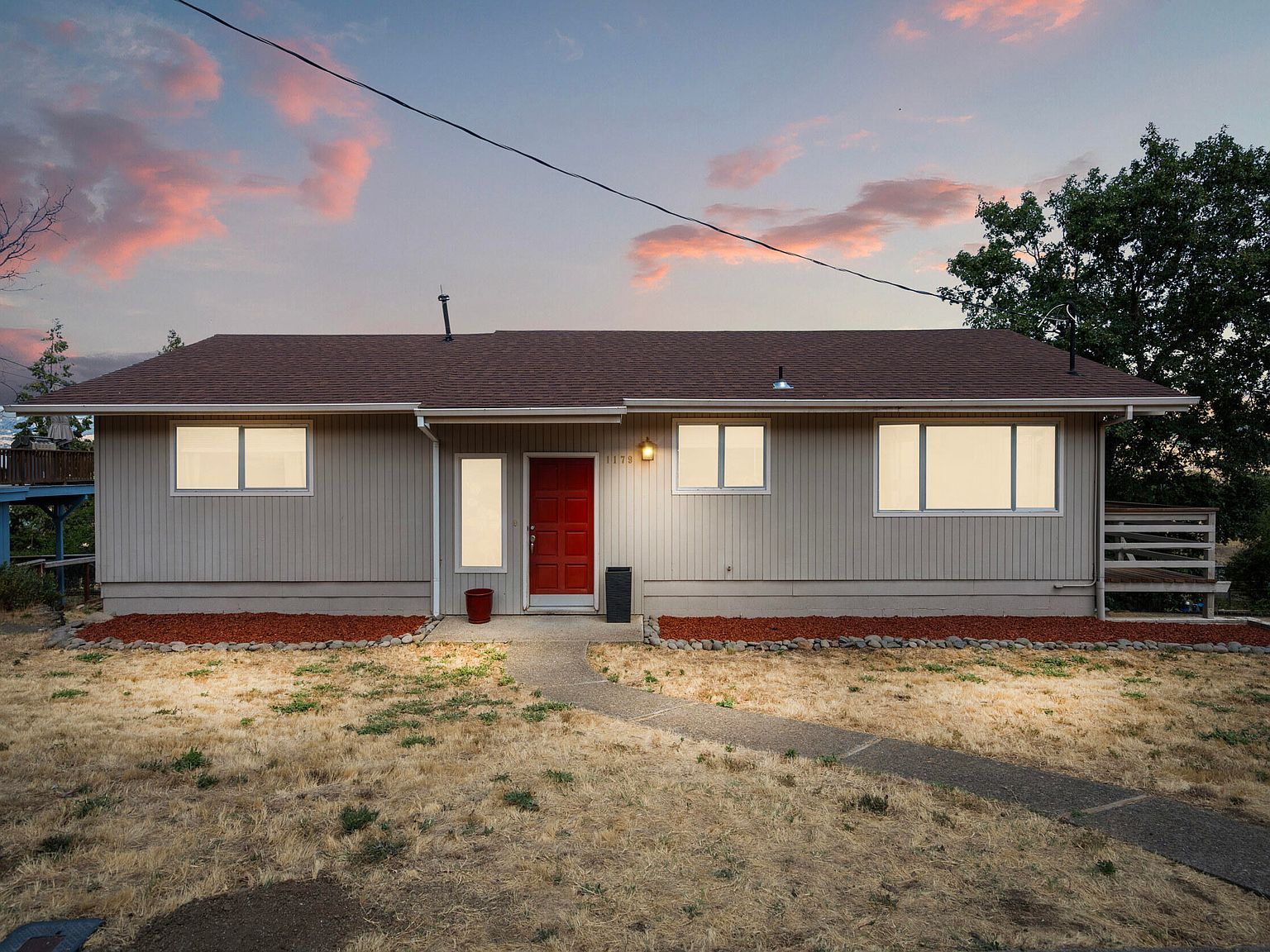 1179 N Main St Ashland, OR 97520 - Thumbnail 3