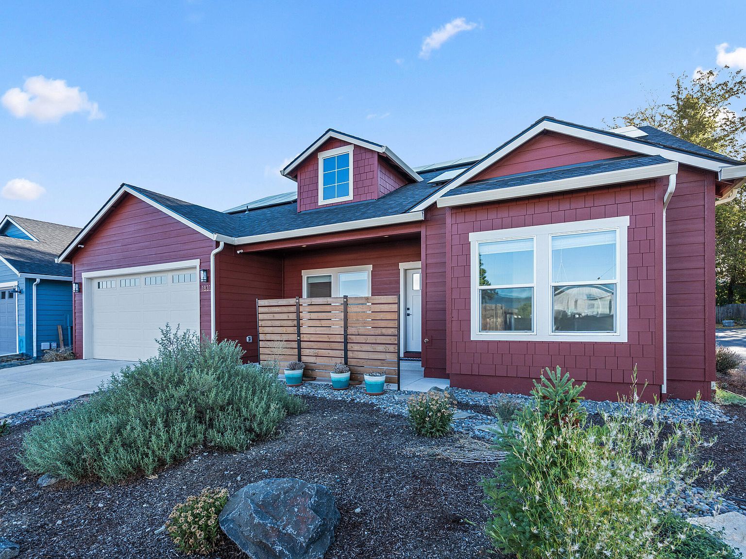 1831 Dulcimer Ln Medford, OR 97501 - Thumbnail 3