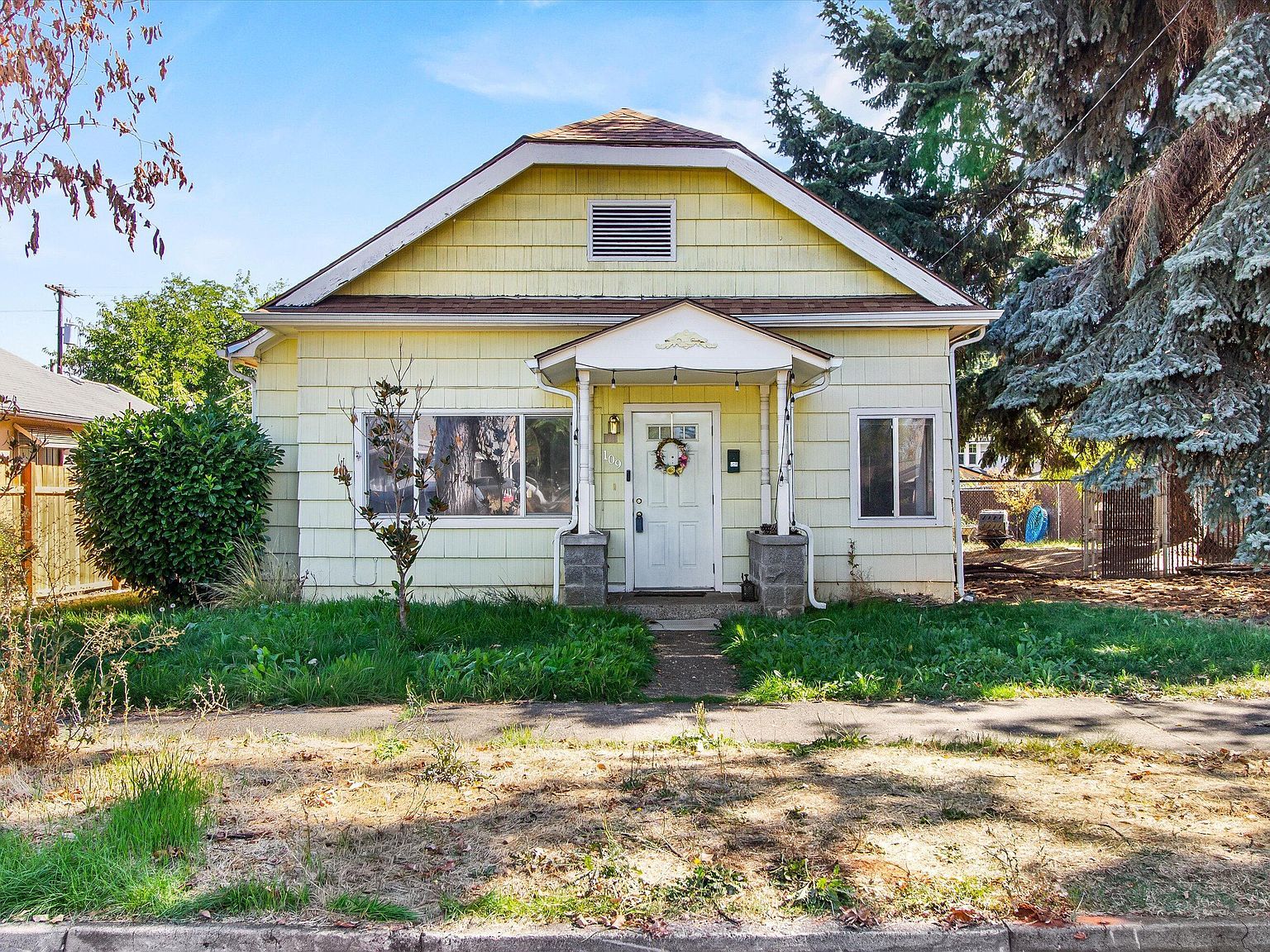 109 S Orange St Medford, OR 97501 - Thumbnail 3