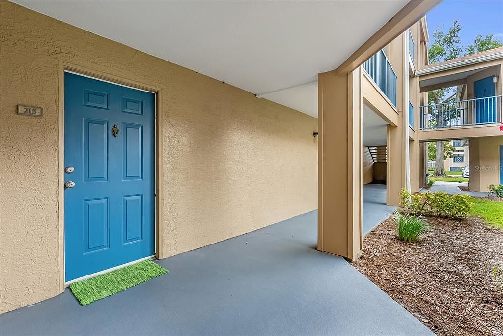 7350 Westpointe Blvd APT 215 Orlando, FL 32835 - Thumbnail 3