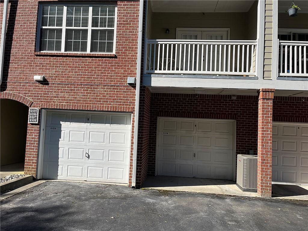 8108 Woodland Ln Alpharetta, GA 30009 - Thumbnail 3