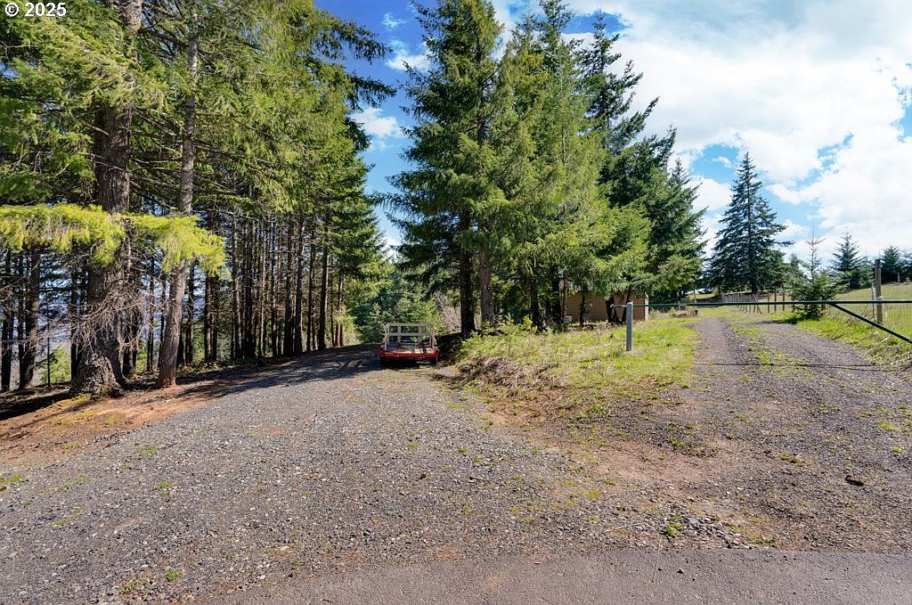 5369 York Hill Dr Hood River, OR 97031 - Thumbnail 3