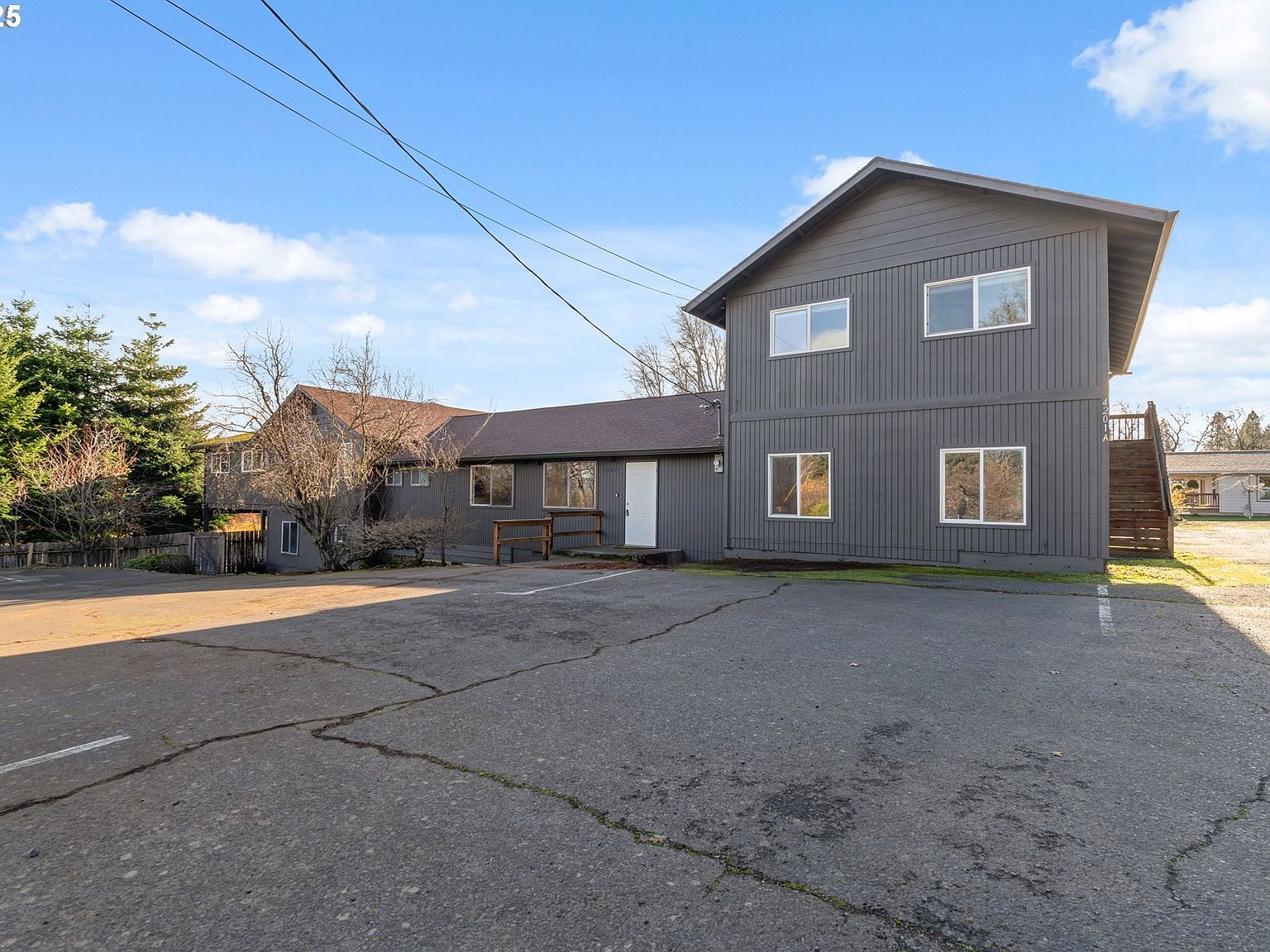 4201 Barrett Dr Hood River, OR 97031 - Thumbnail 3