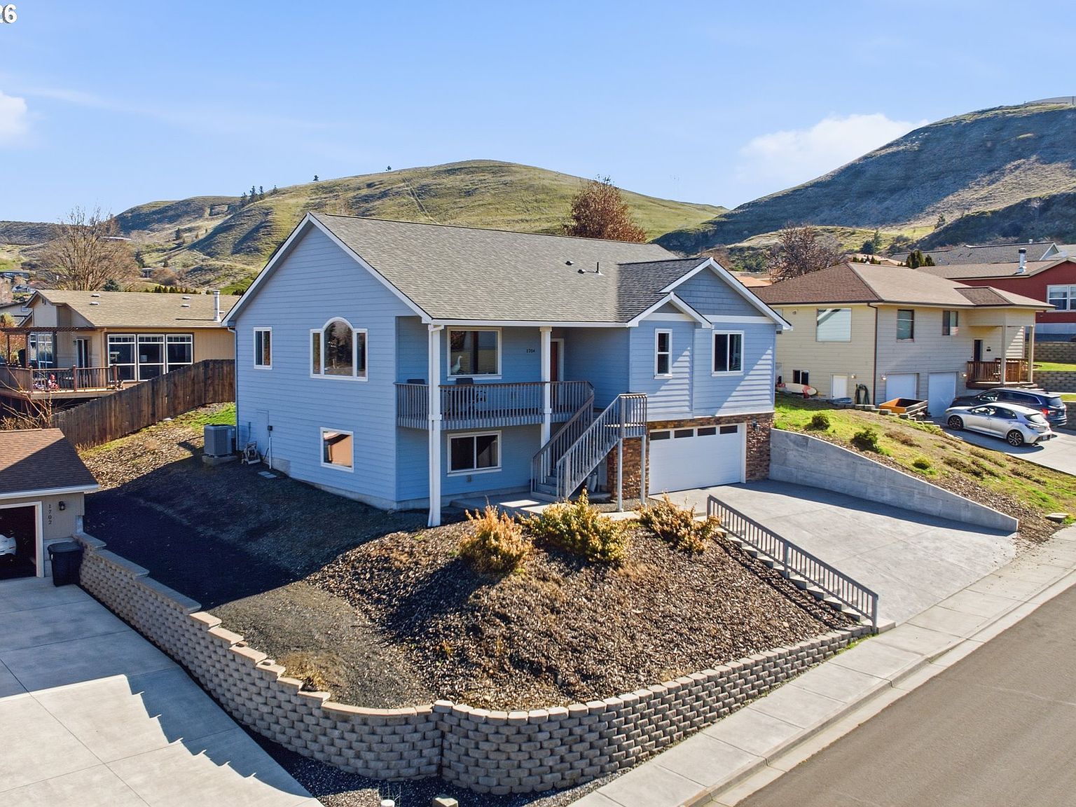 1704 Oakwood Dr The Dalles, OR 97058 - Thumbnail 3