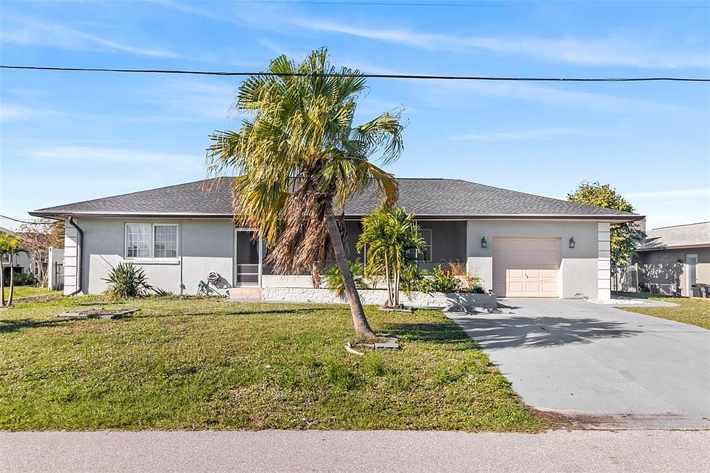 312 E Tarpon Blvd NW Port Charlotte, FL 33952 - Thumbnail 3