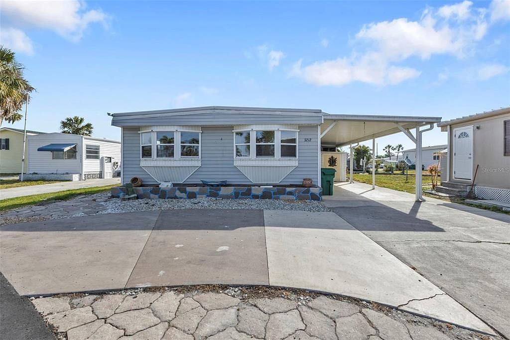 3212 Coquina Esplanade Punta Gorda, FL 33982 - Thumbnail 3