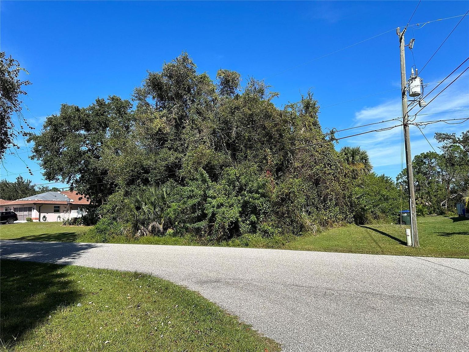 Helliwell St North Port, FL 34291 - Thumbnail 3