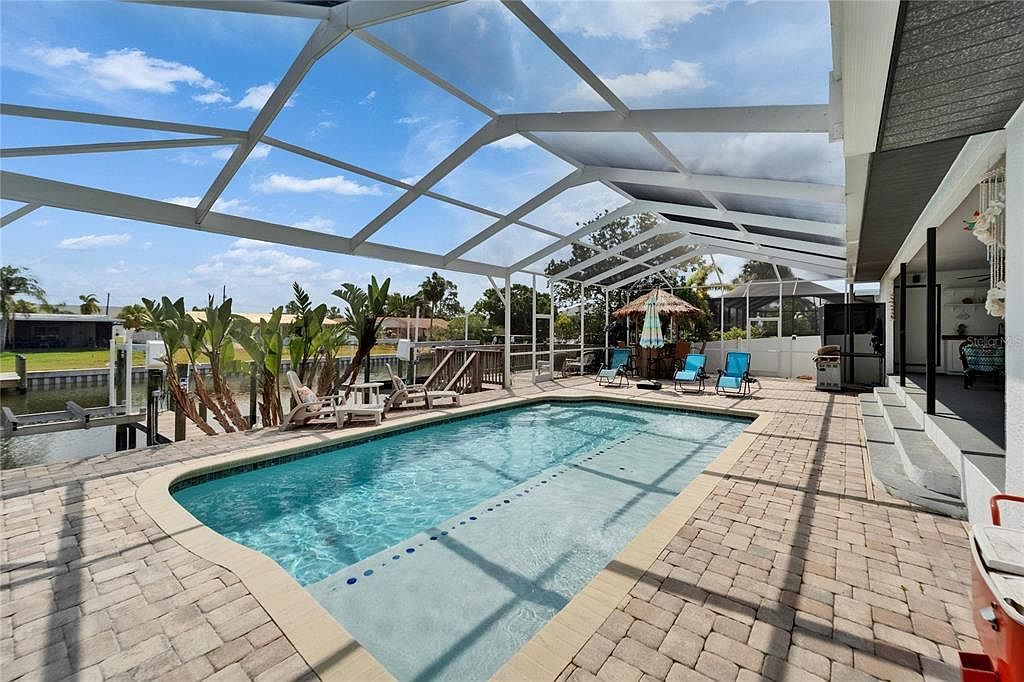 743 Kingston Ct Apollo Beach, FL 33572 - Thumbnail 3