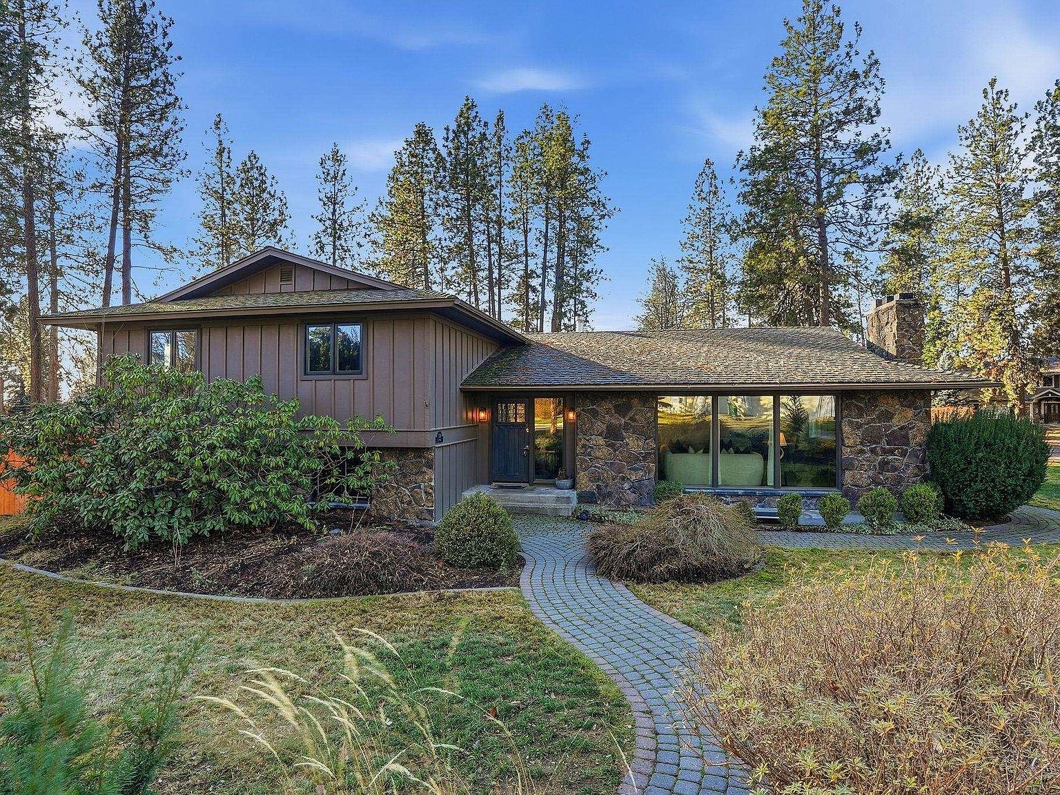 1504 E 64th Ave Spokane, WA 99223 - Thumbnail 3