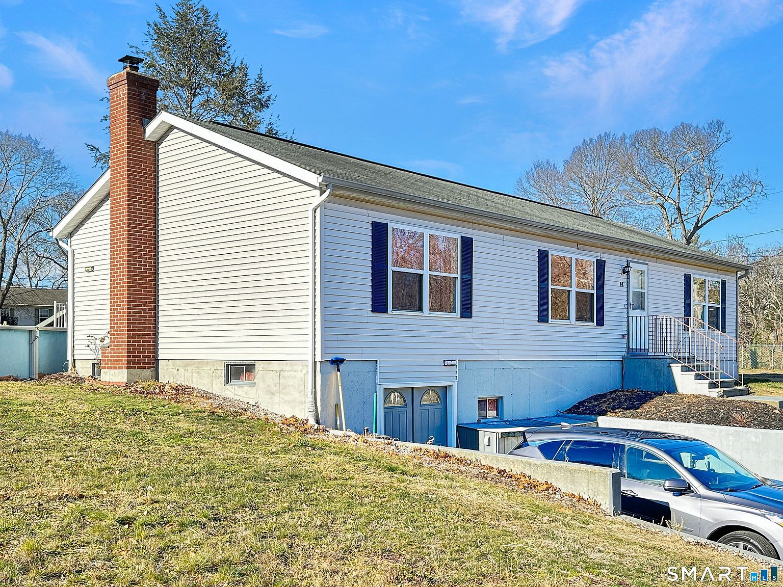 14 Bluff Rd Gales Ferry, CT 06335 - Thumbnail 3