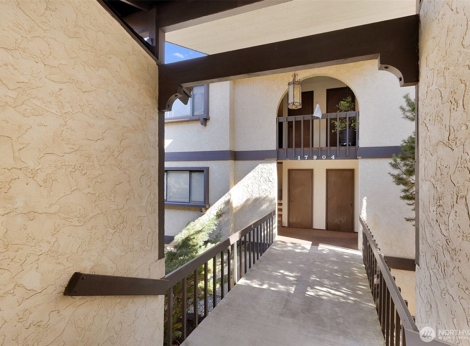 17904 23rd Ln NE #E301 Shoreline, WA 98155 - Thumbnail 3