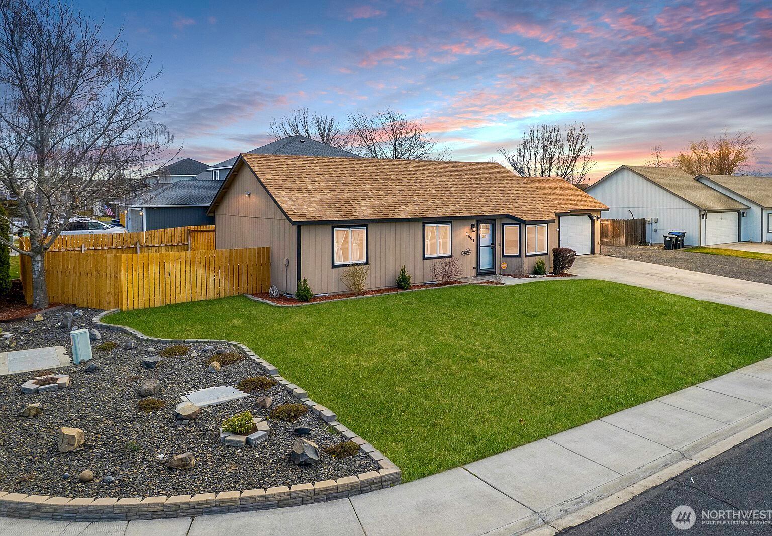 1401 S Hamilton Rd Moses Lake, WA 98837 - Thumbnail 3