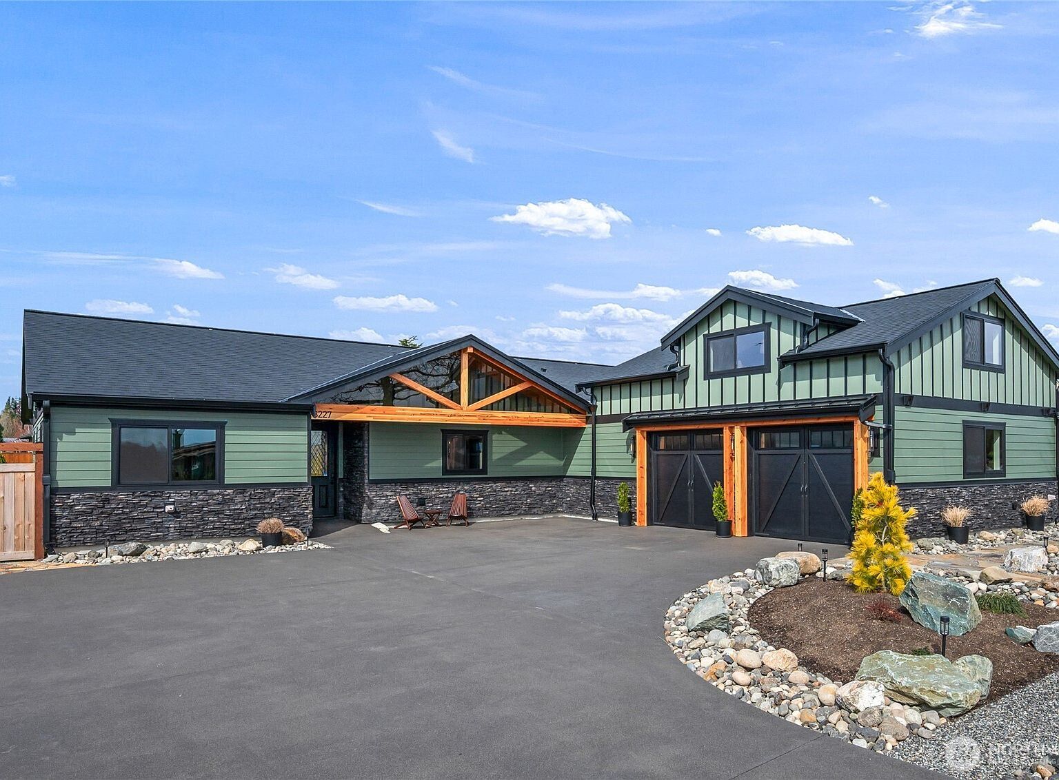 8227 Comox Rd Blaine, WA 98230 - Thumbnail 3