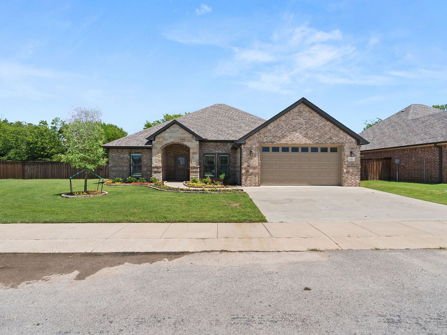 535 Limestone Cir Mabank, TX 75147 - Thumbnail 3