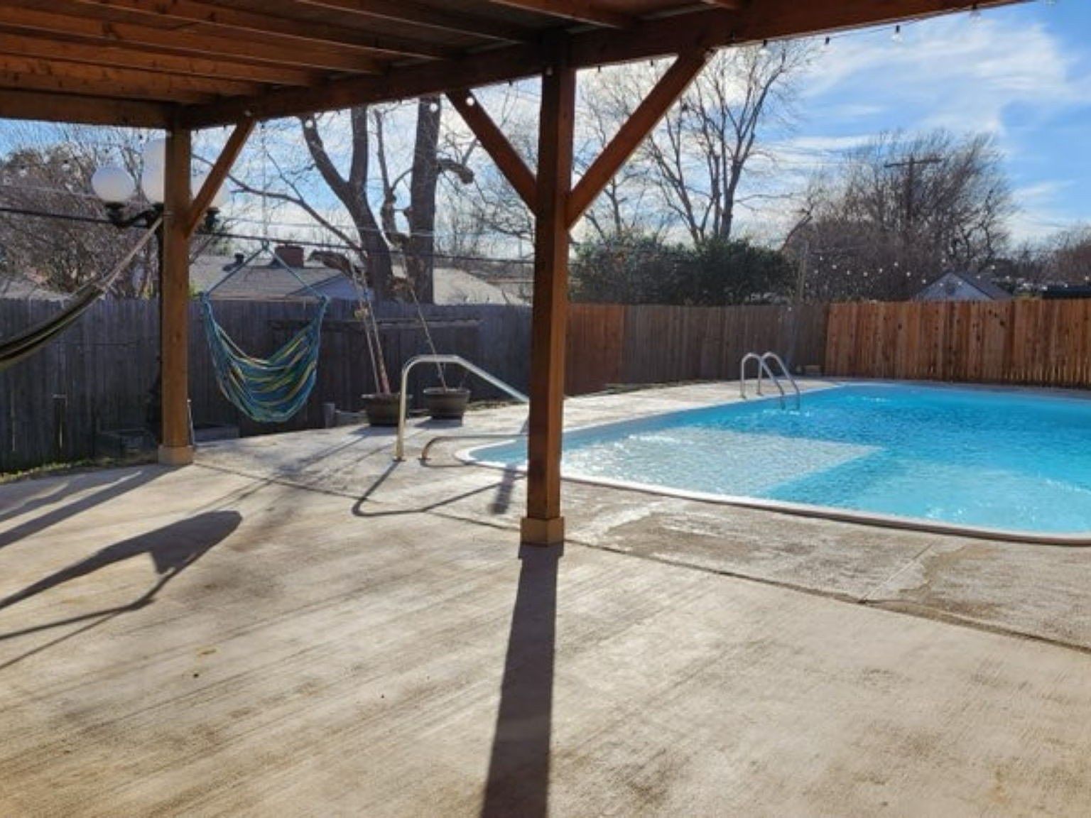 704 Morning Glory Ln Bedford, TX 76021 - Thumbnail 3