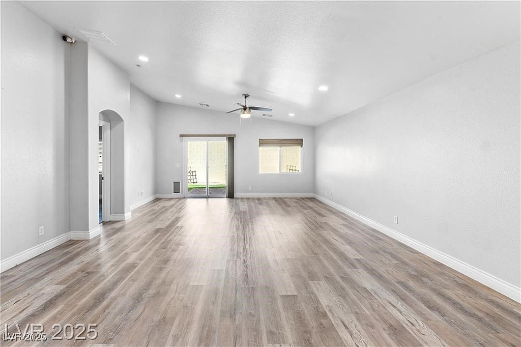 7852 Whitlocks Mill Ave Las Vegas, NV 89147 - Thumbnail 3