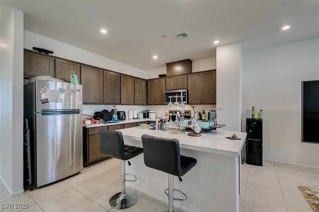 6251 Runestone St Las Vegas, NV 89113 - Thumbnail 3