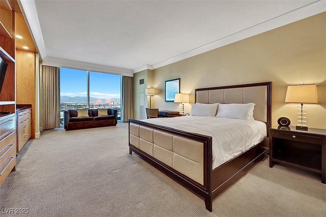 2000 N Fashion Show Dr Unit 2514 Las Vegas, NV 89109 - Thumbnail 3