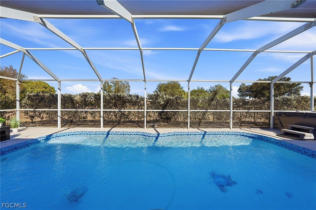 344 San Cristobal Ave Punta Gorda, FL 33983 - Thumbnail 3